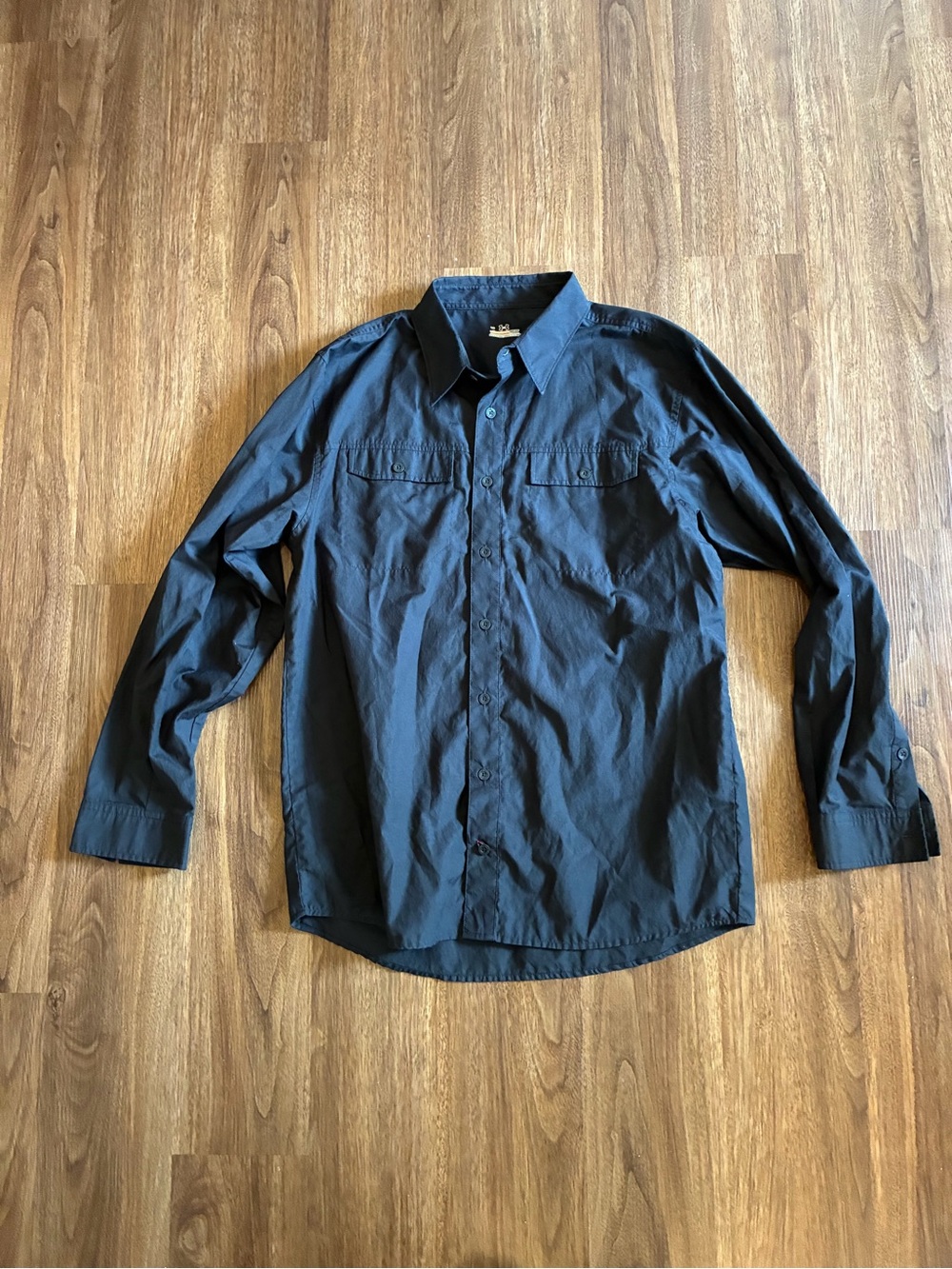 Under Armour AllSeasonGear Men’s Solid Black Long Sleeve Button-Up Shirt LG